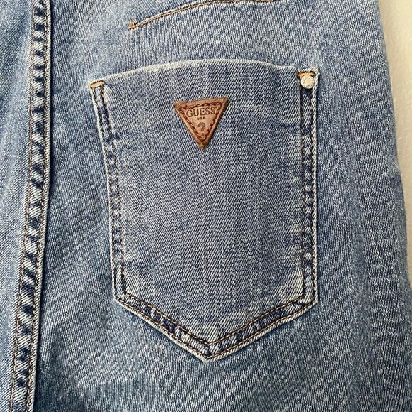 Guess distressed medium light wash skinny jeans 25 - Picture 4 of 8
